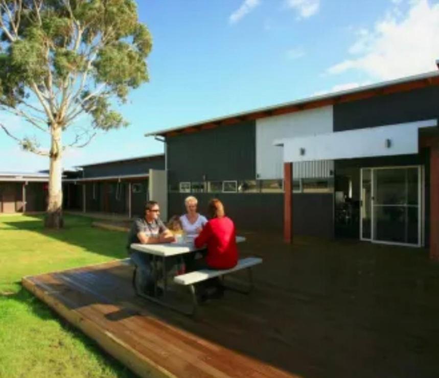Swansea Backpacker Lodge מראה חיצוני תמונה